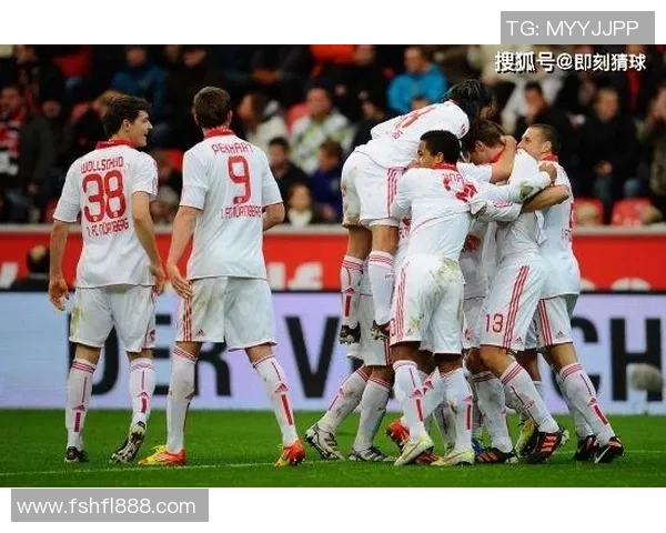 鹿特丹斯巴达主场迎战格拉夫夏普争夺联赛关键三分的激烈对决