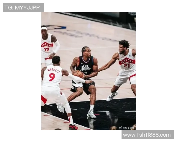 快船与篮网激战正酣1月23日精彩对决引发球迷热议 快船与篮网激战正酣1月23日精彩对决引发球迷热议